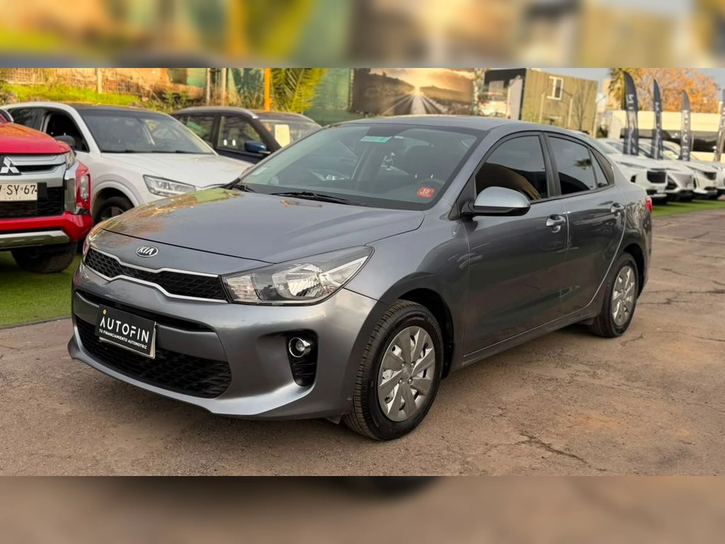 KIA RIO 4
