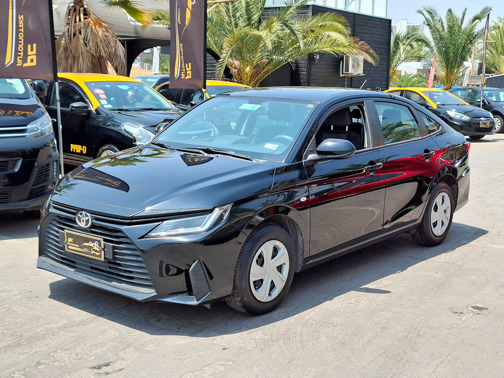 TOYOTA YARIS