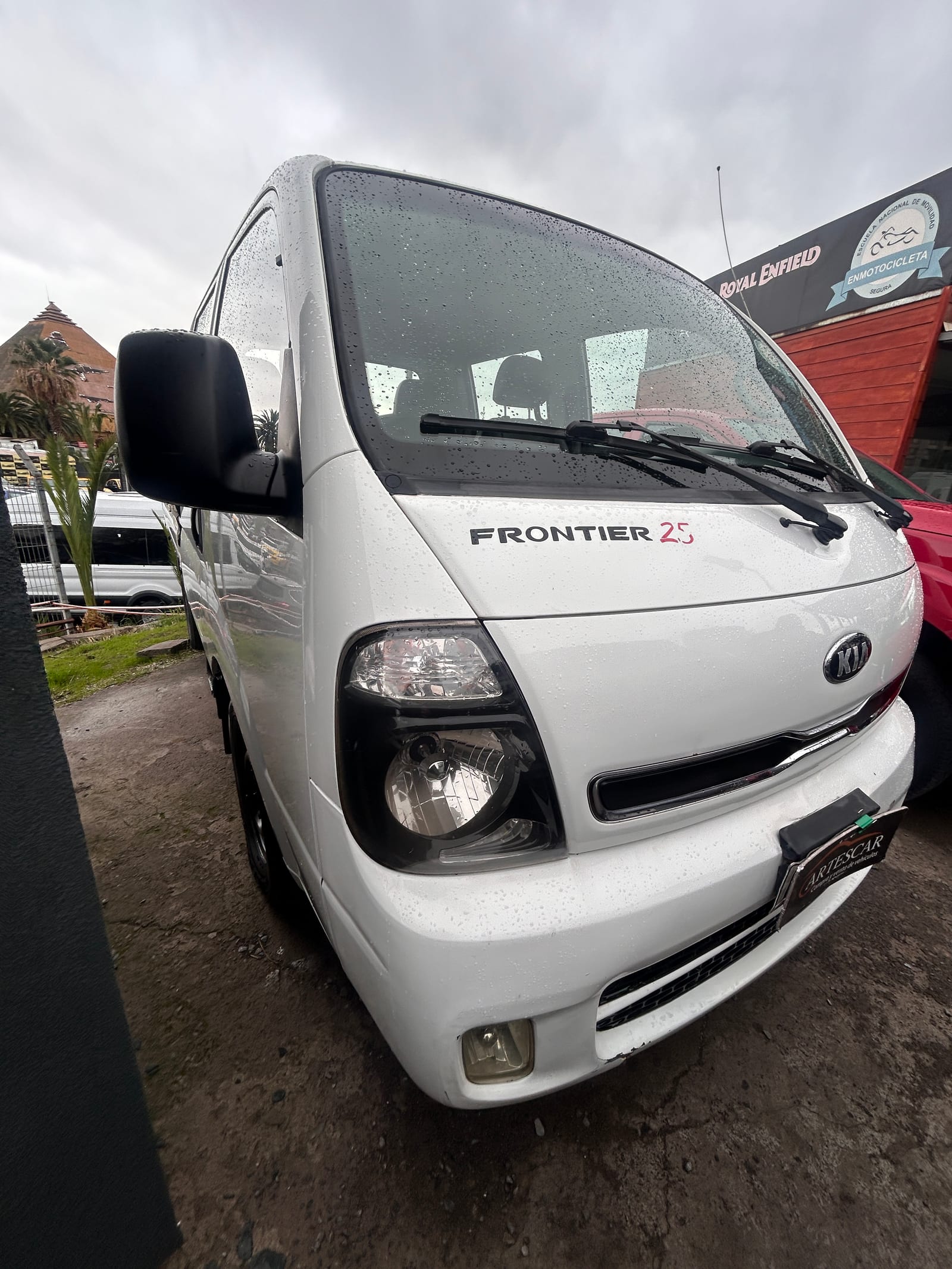 KIA FRONTIER