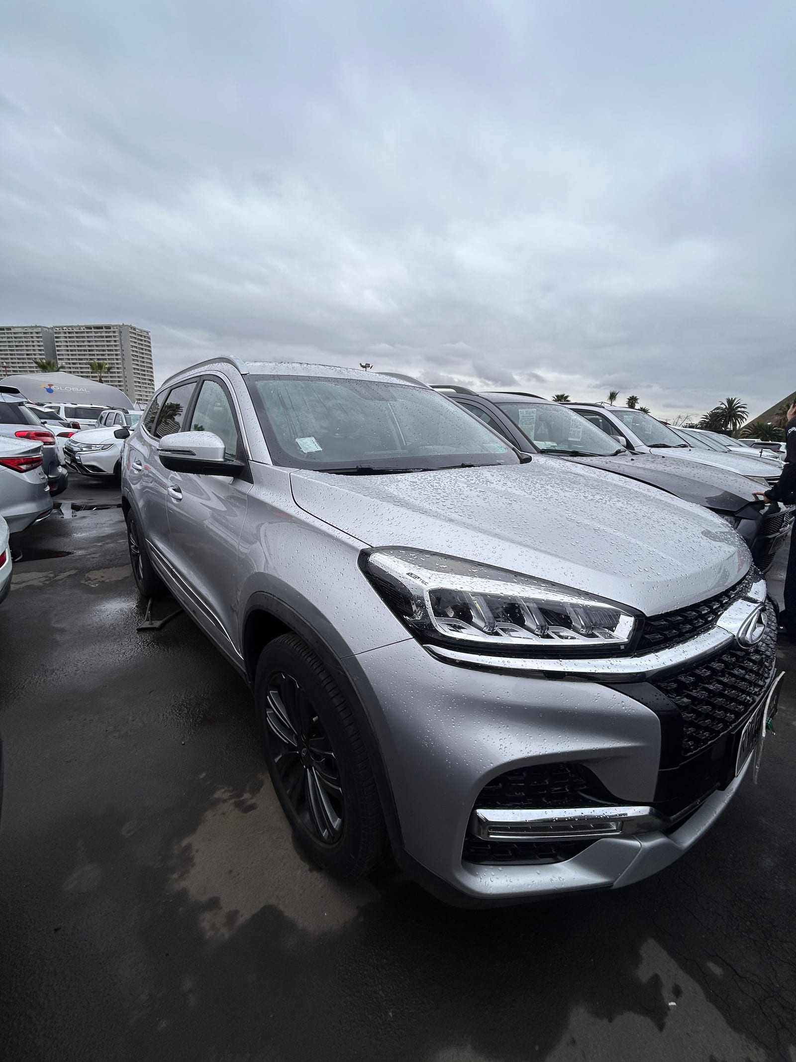 CHERY TIGGO 8