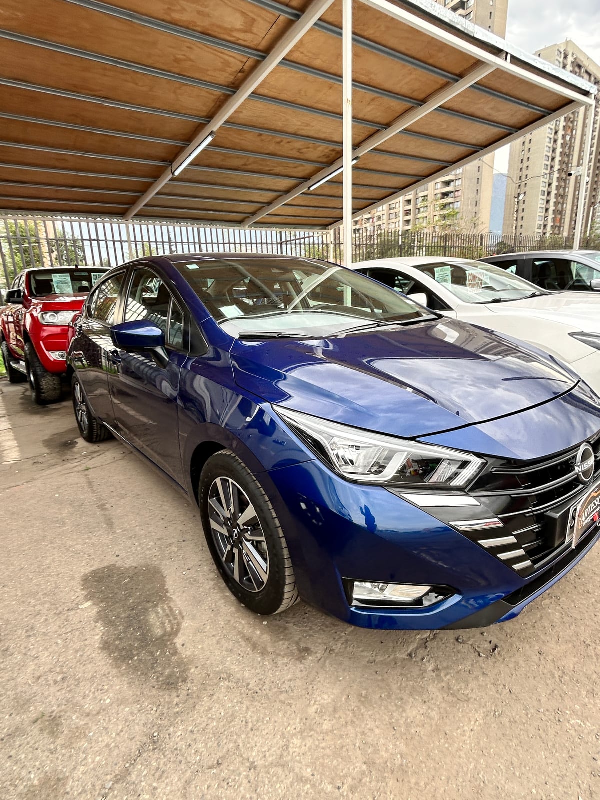 NISSAN VERSA