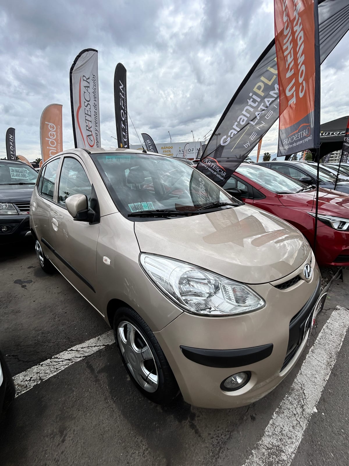 HYUNDAI Grand i10