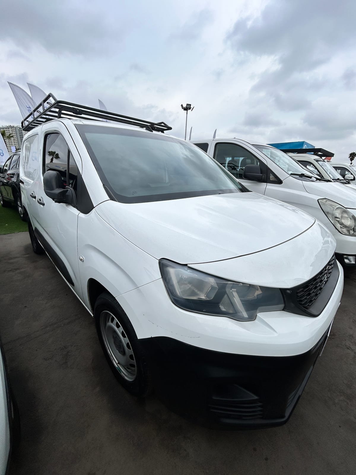 PEUGEOT PARTNER
