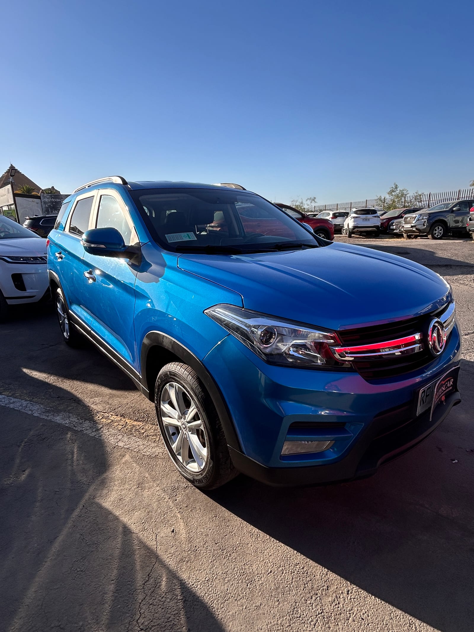 DFSK Suv 560