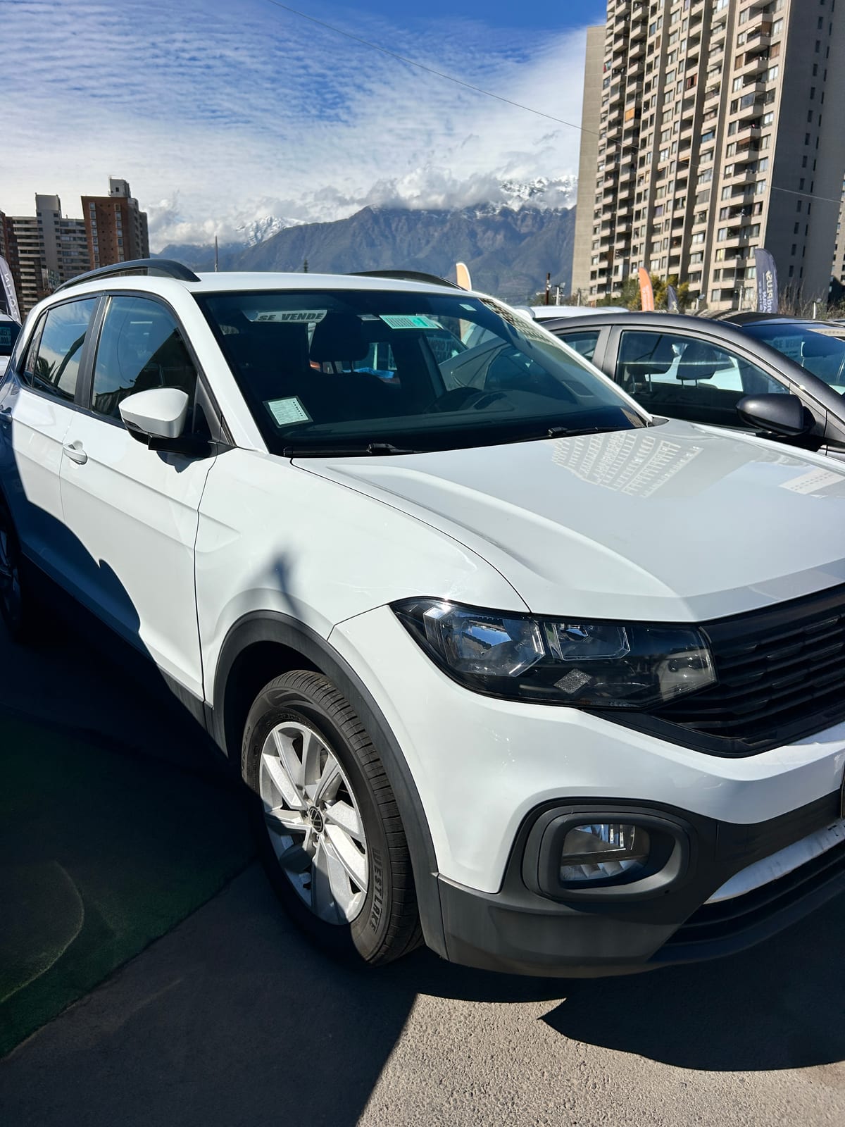 VOLKSWAGEN T-CROSS