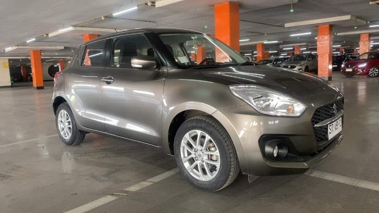 SUZUKI Swift
