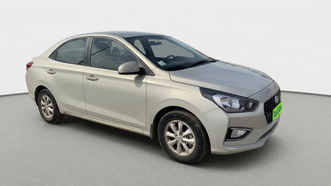 HYUNDAI Verna