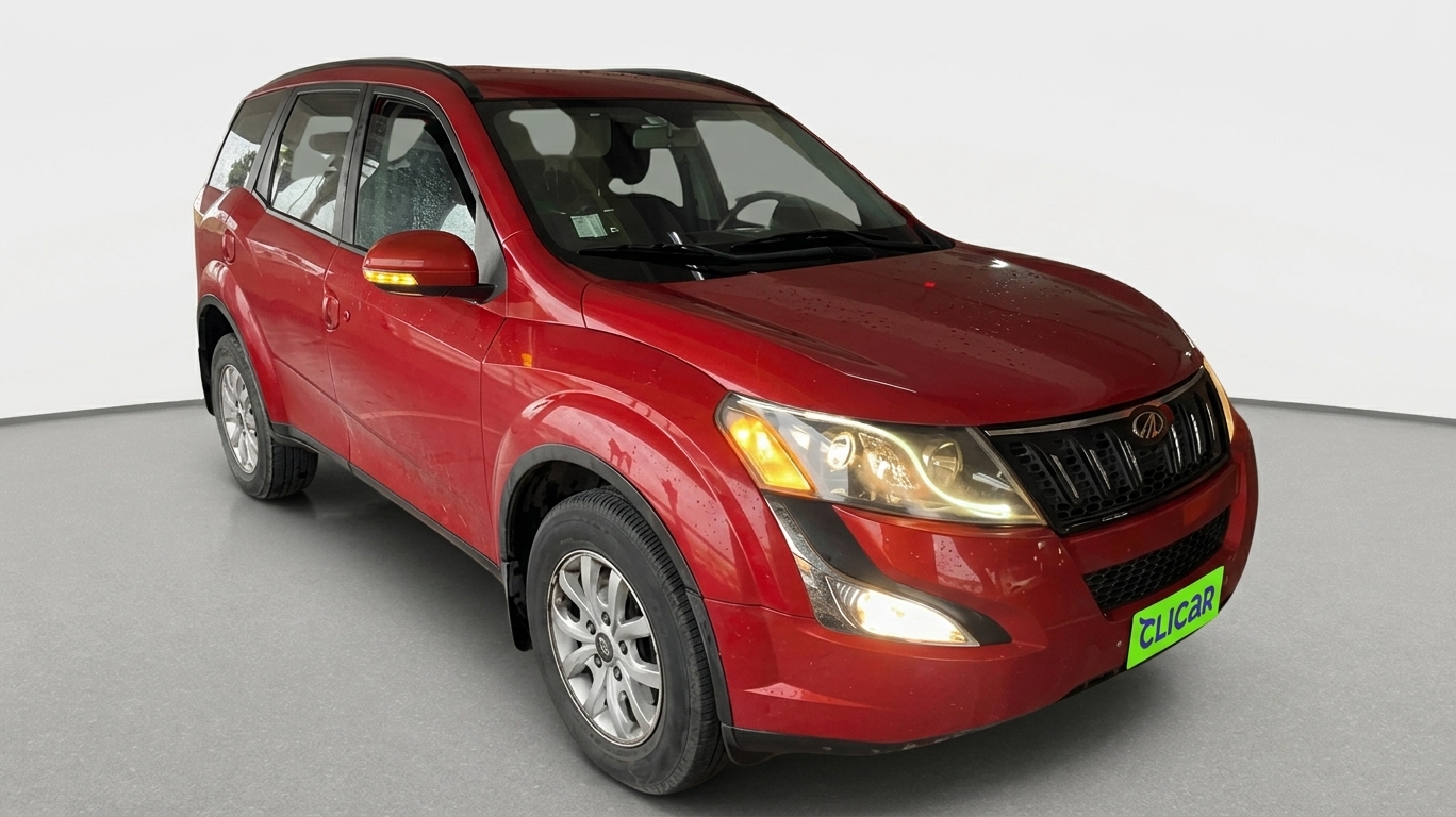 MAHINDRA Xuv 500
