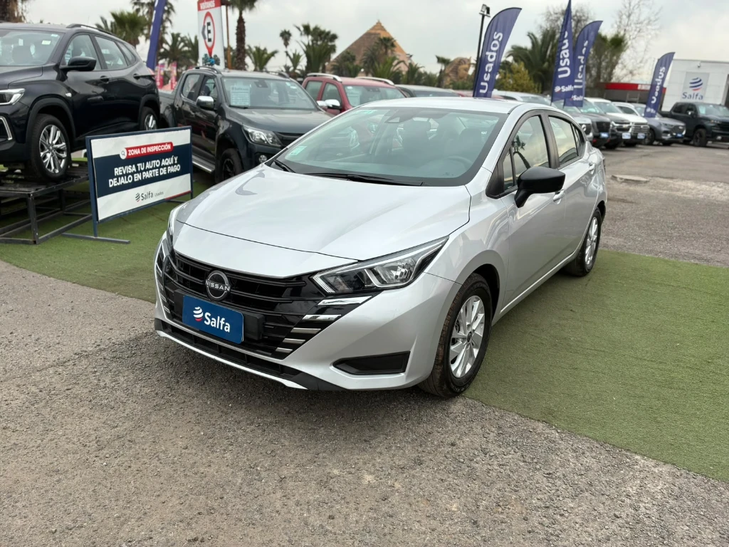 NISSAN VERSA