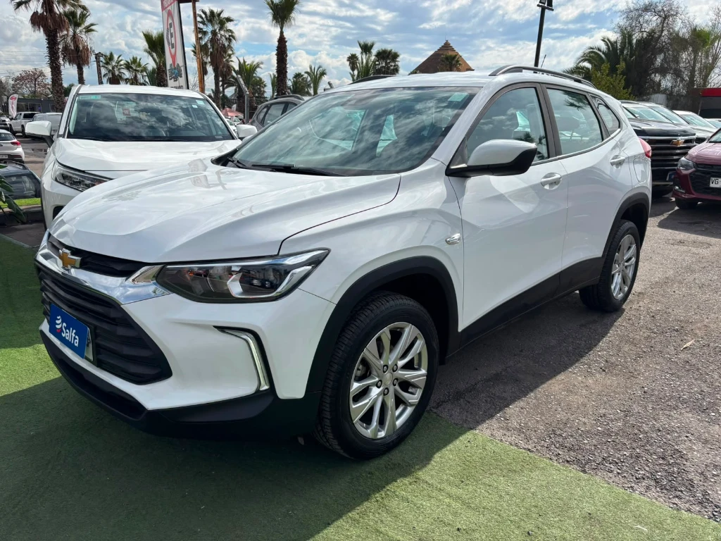CHEVROLET TRACKER