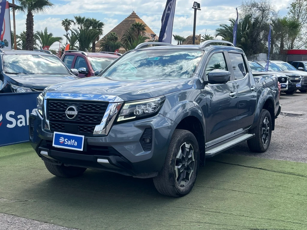 NISSAN NAVARA
