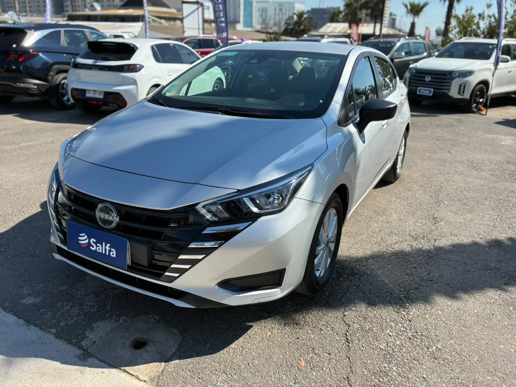 NISSAN VERSA