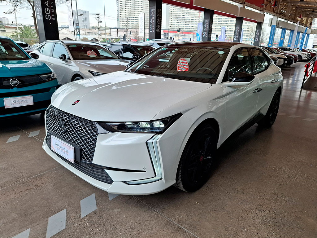 DS 4