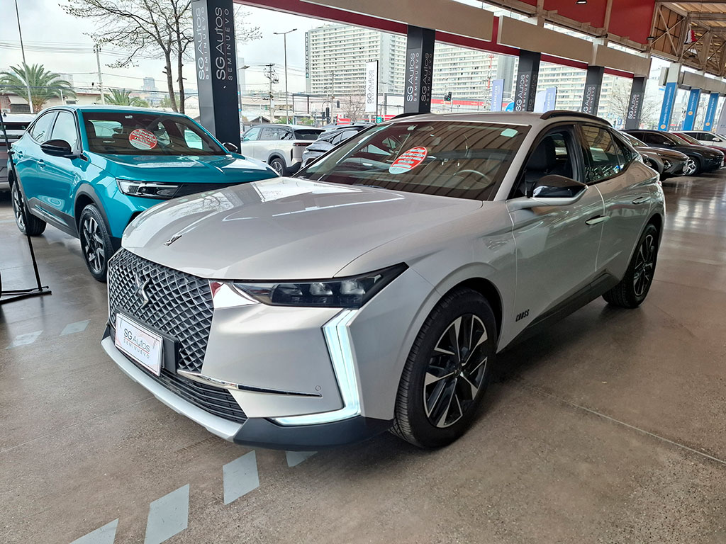 DS 4